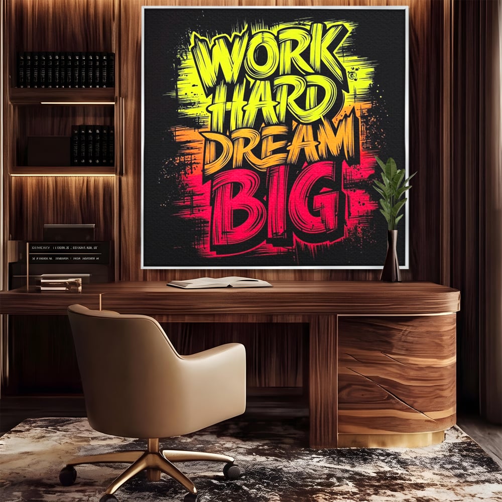 Tablou canvas cu tablou canvas motivational cu text grafic, in rama de aluminiu argintiu, pe perete intr-un birou